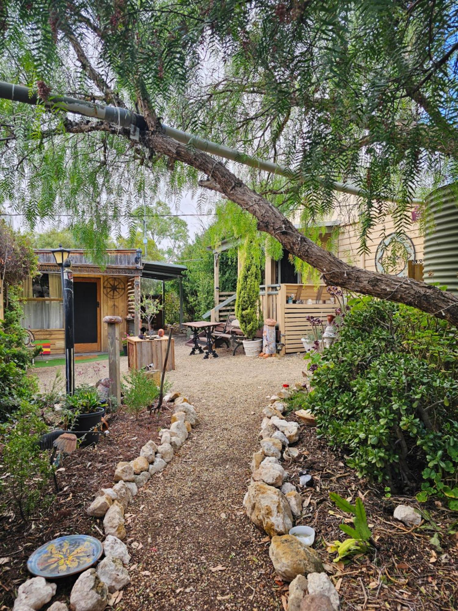 A La Folly Too The Old Workshop Bed & Breakfast Murray Bridge Ngoại thất bức ảnh